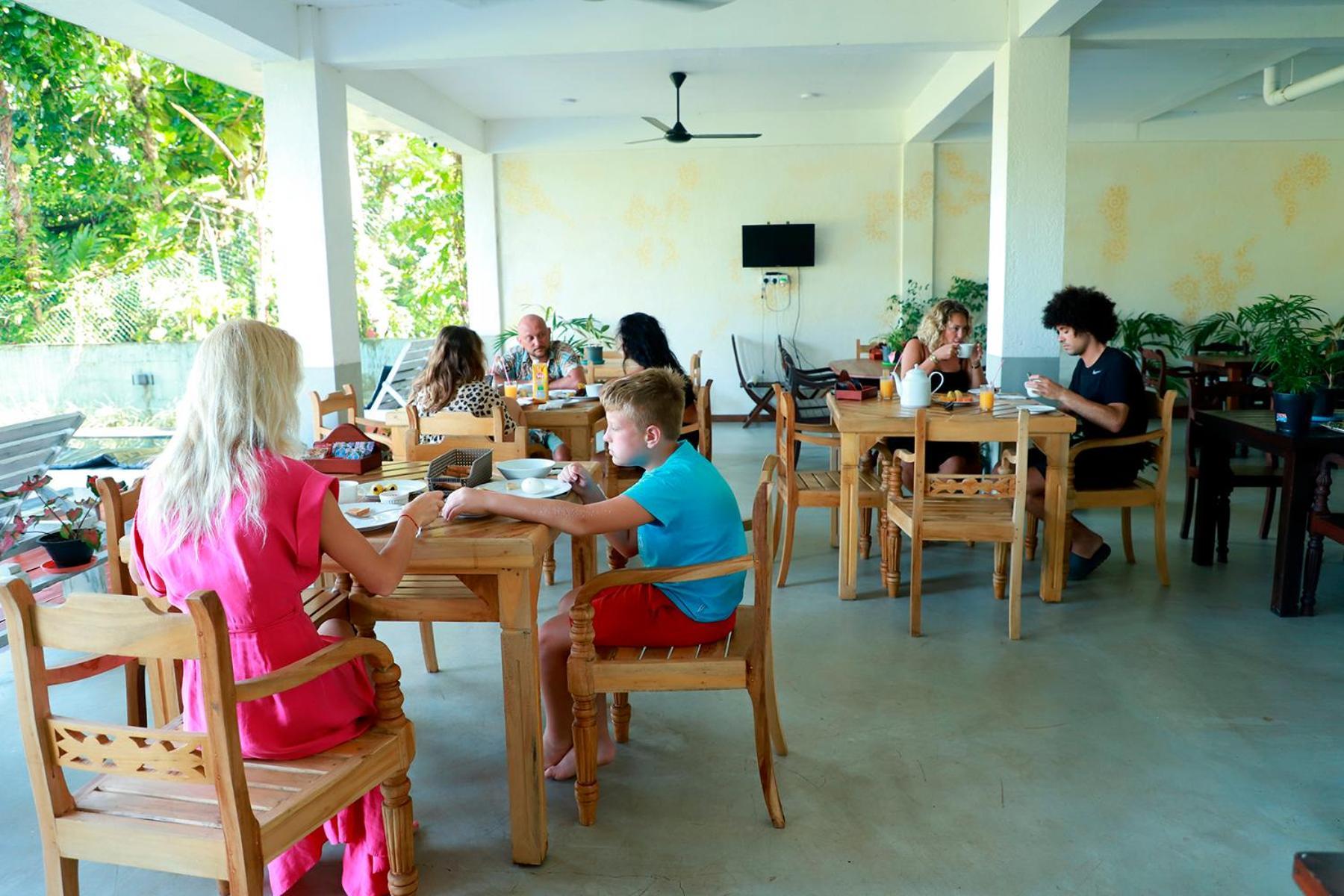 Green Edge Villa Hikkaduwa Exterior photo