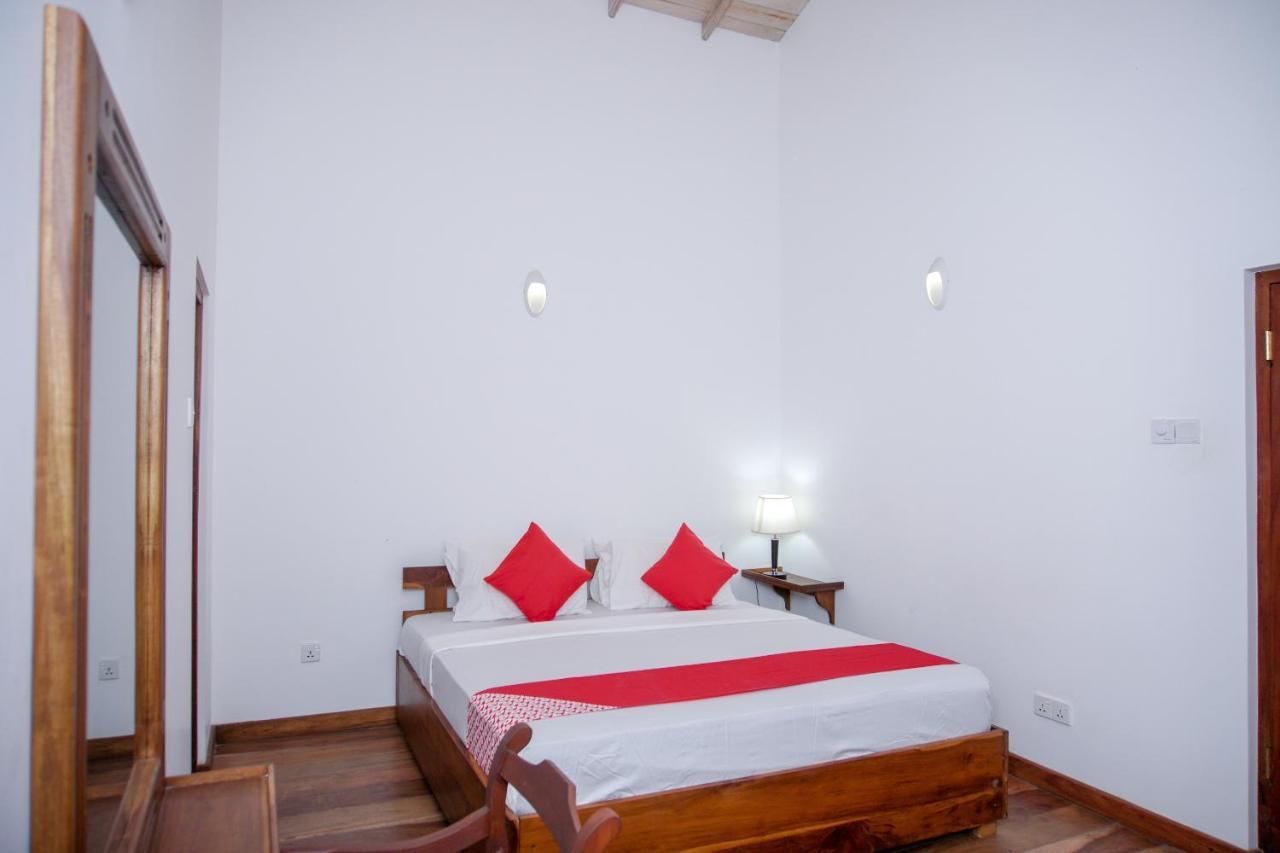 Green Edge Villa Hikkaduwa Exterior photo